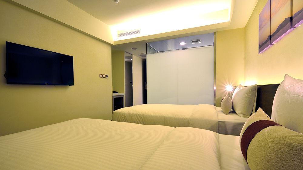 Audi Garden Business Hotel Taoyuan Extérieur photo