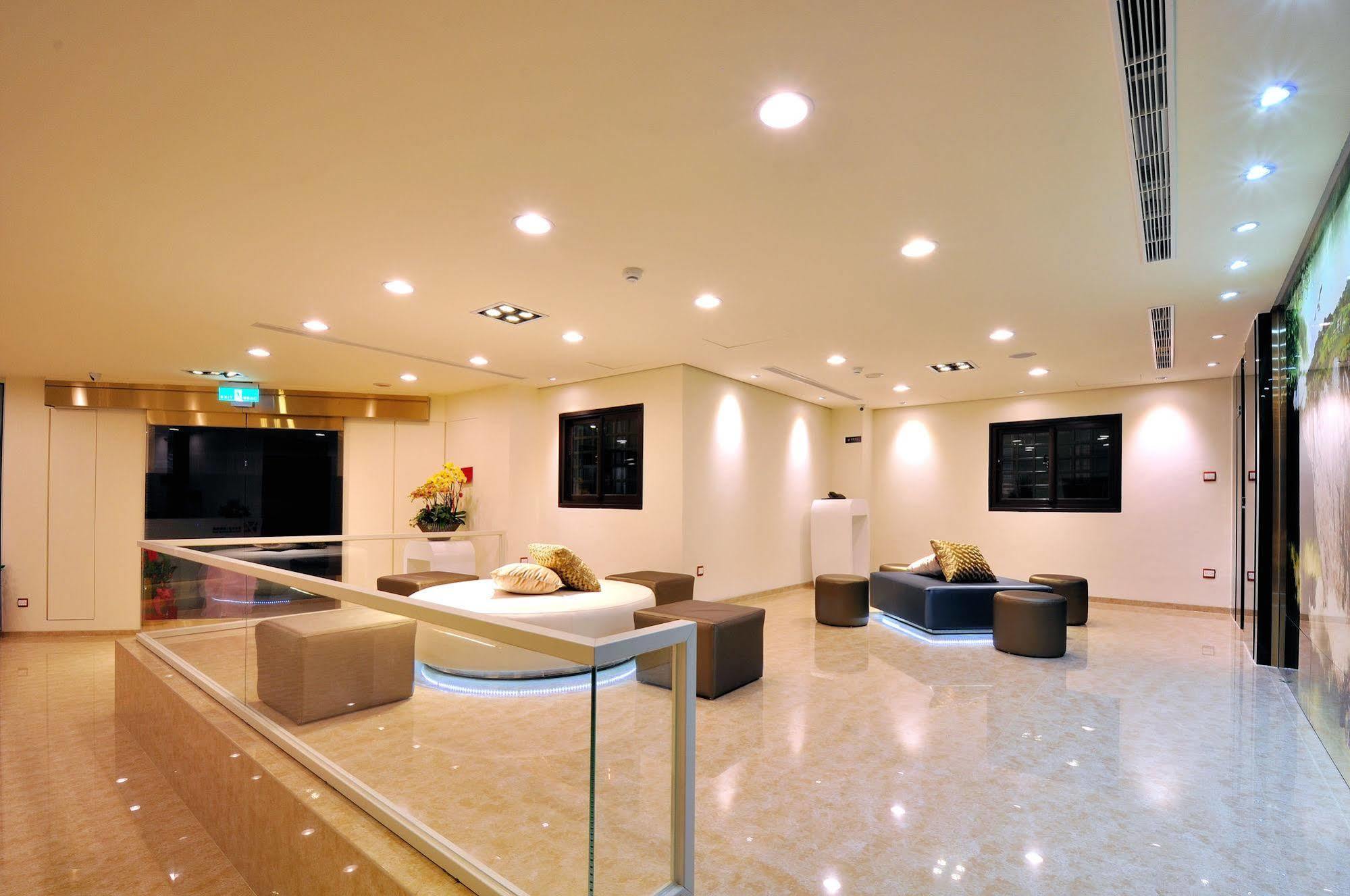 Audi Garden Business Hotel Taoyuan Extérieur photo