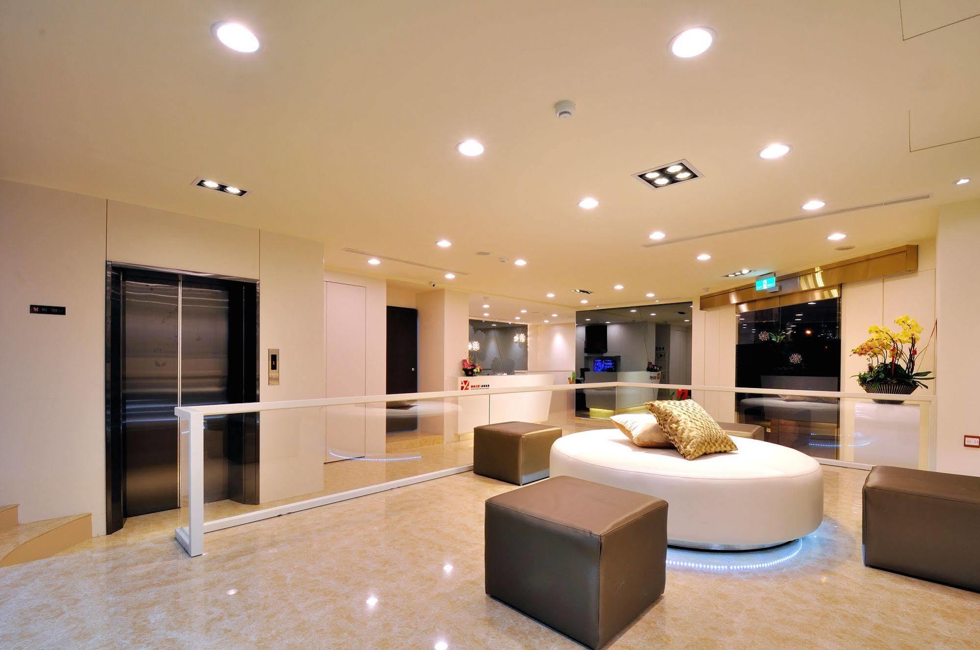 Audi Garden Business Hotel Taoyuan Extérieur photo