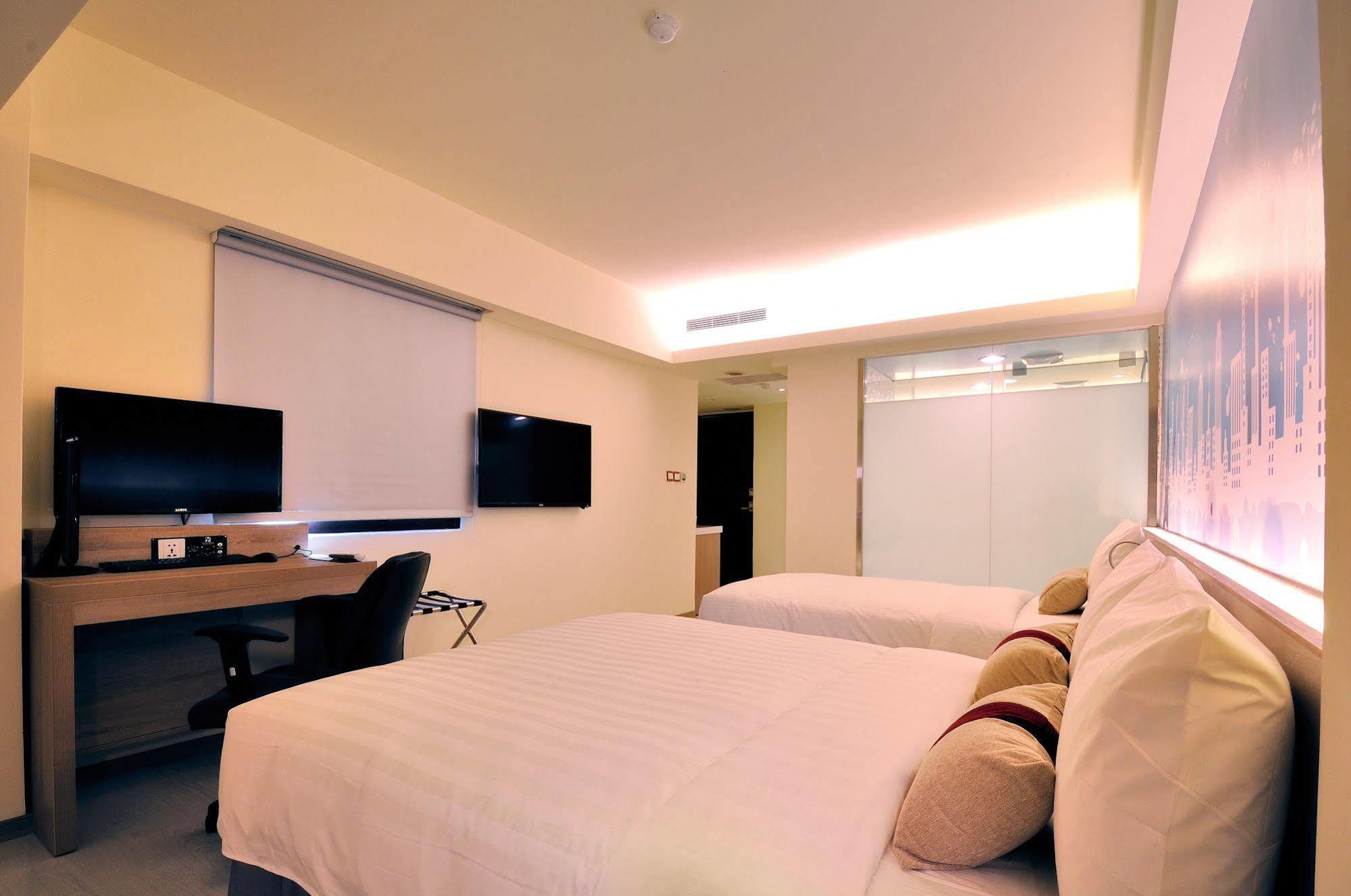 Audi Garden Business Hotel Taoyuan Extérieur photo
