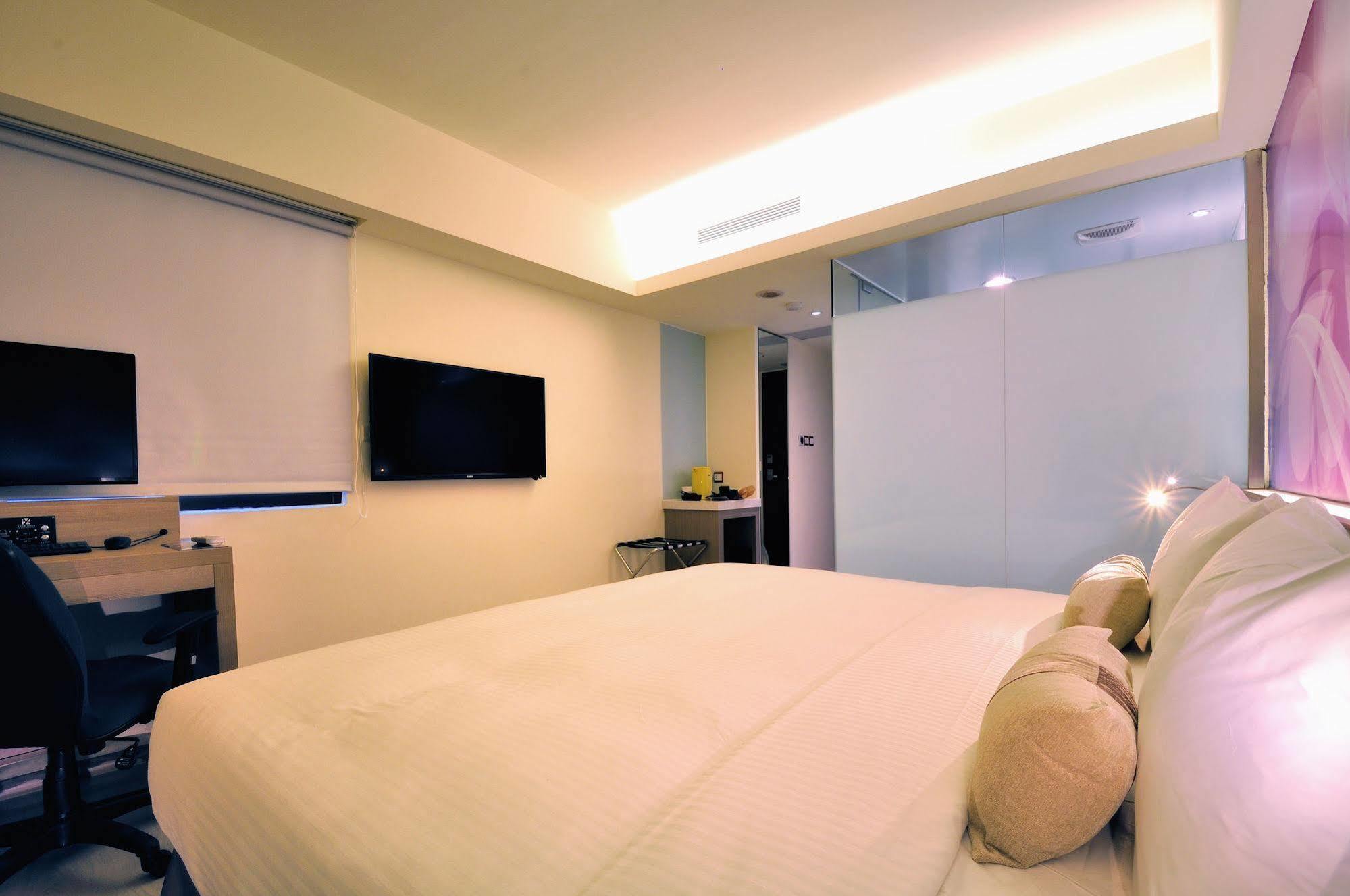 Audi Garden Business Hotel Taoyuan Extérieur photo