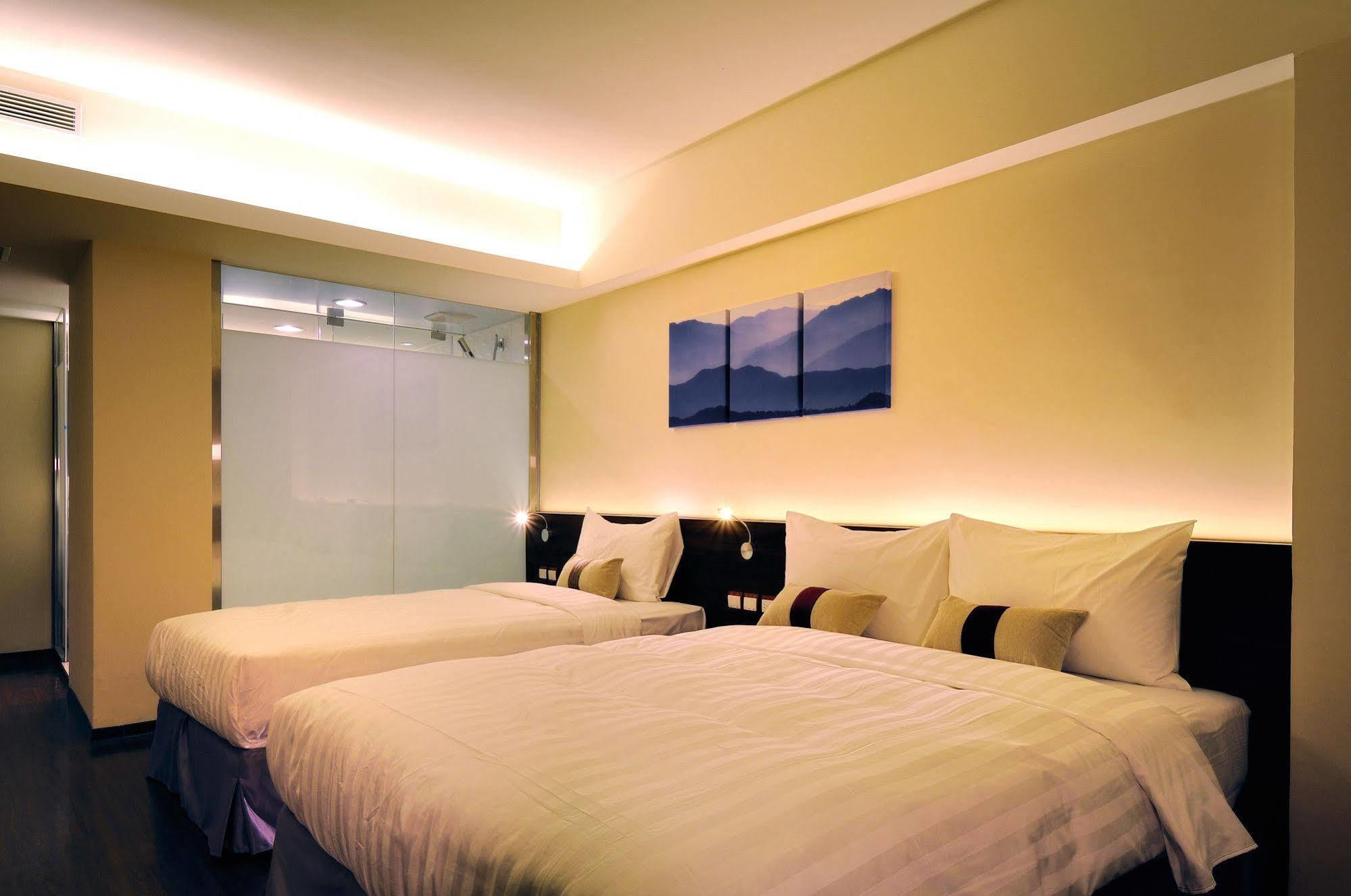Audi Garden Business Hotel Taoyuan Extérieur photo