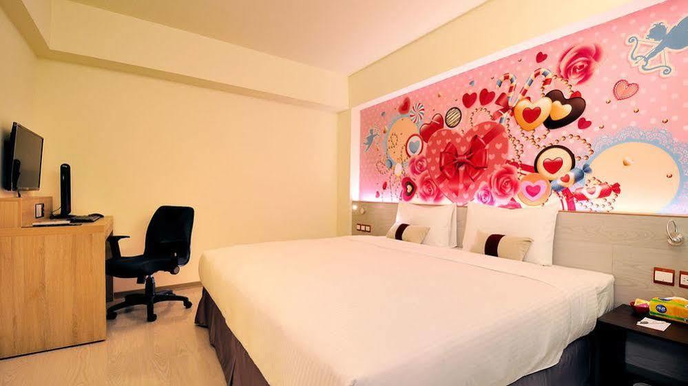 Audi Garden Business Hotel Taoyuan Extérieur photo